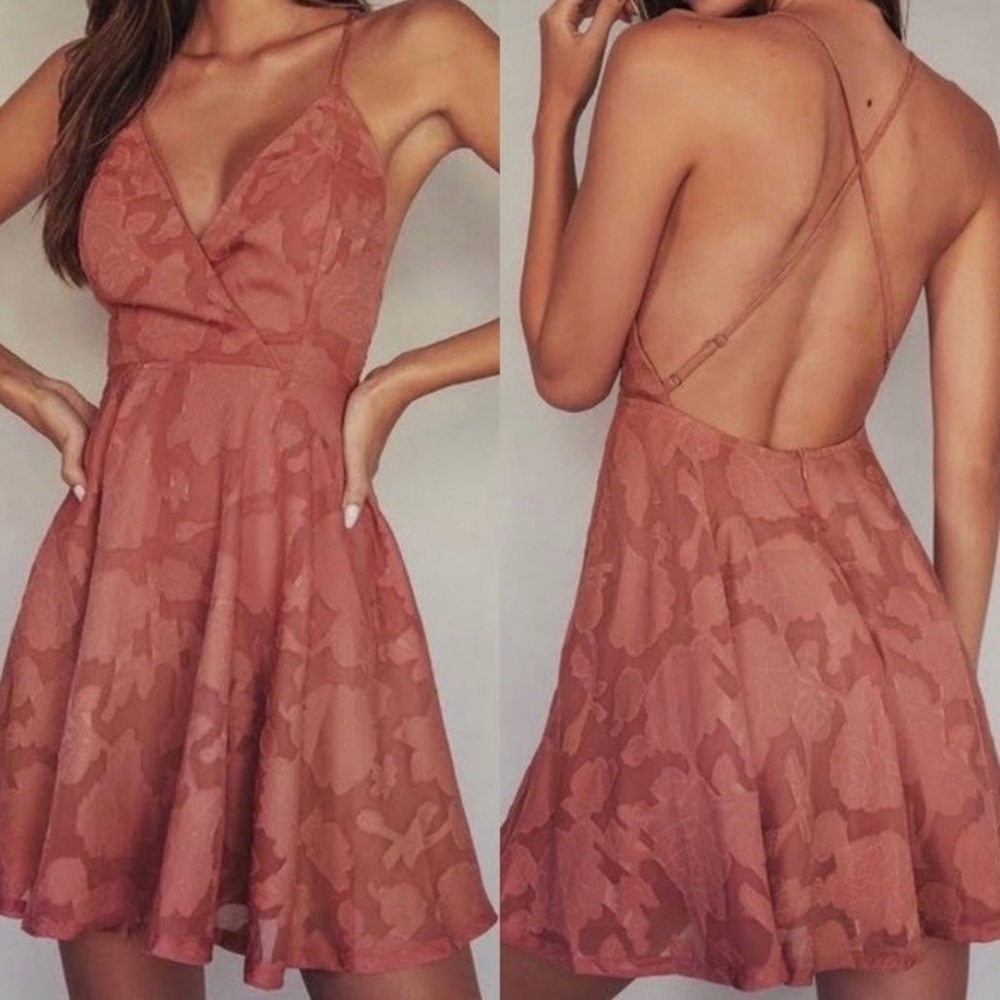 Lulu's Dusty Rose Floral Jacquard Mini Dress